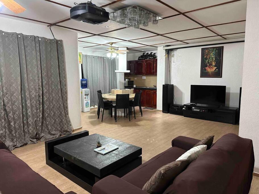 Alona Park Residence - 3 Bedroom Apartment- Alex And Jesa Unit Panglao Exterior foto